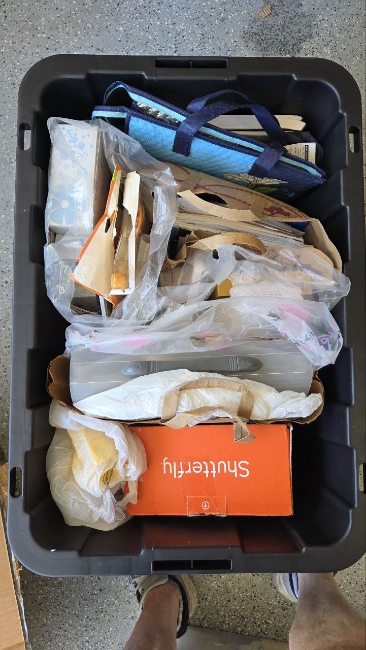 Bin 030 contents