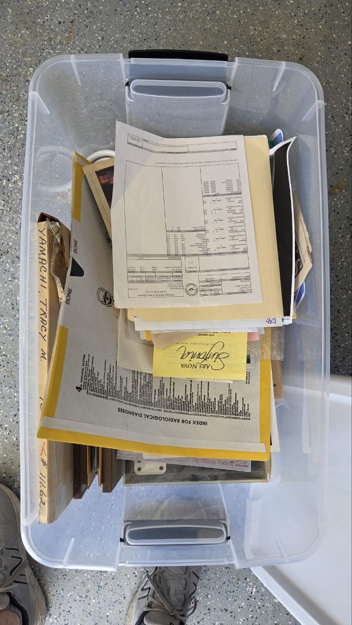 Bin 034 contents